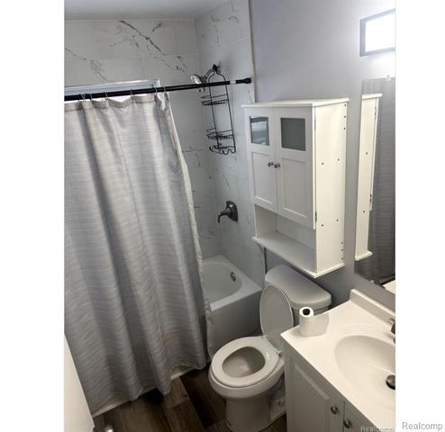 25146 Wagner Avenue, Warren, MI 48089