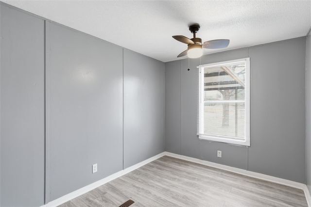 115 Saddle Horn Drive, Hewitt, TX 76643