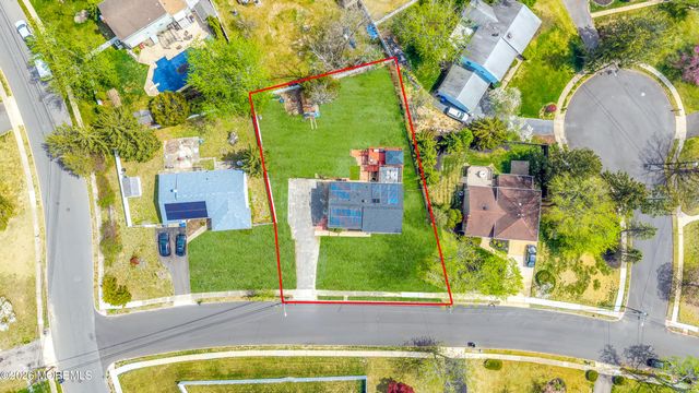 536 Skylark Drive, Toms River, NJ 08755