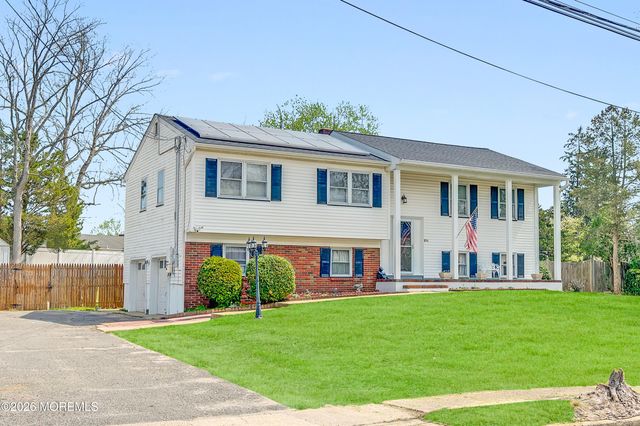 536 Skylark Drive, Toms River, NJ 08755