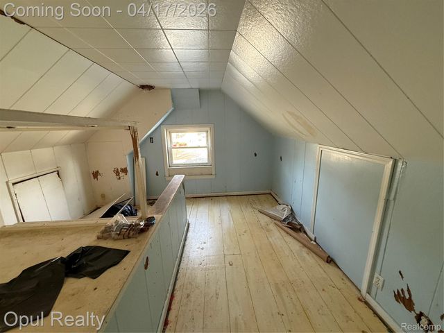 23382 Ann Arbor Trail, Dearborn Heights, MI 48127