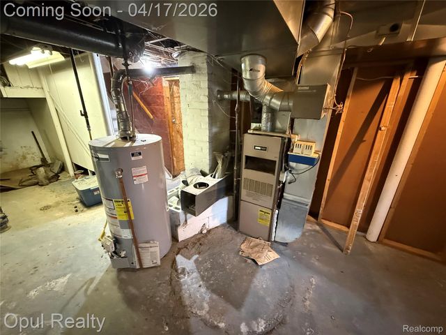 23382 Ann Arbor Trail, Dearborn Heights, MI 48127