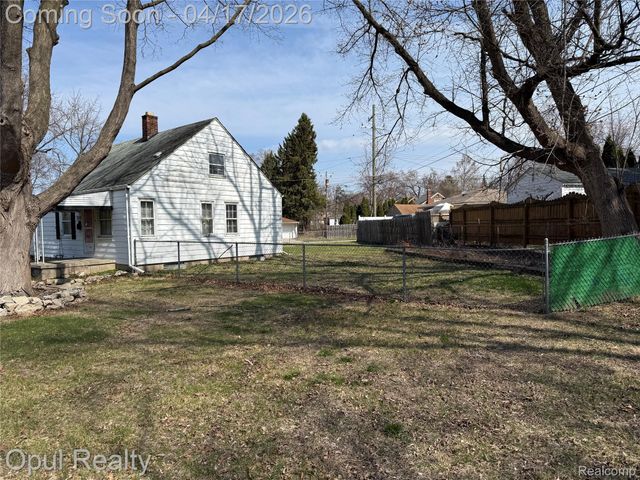 23382 Ann Arbor Trail, Dearborn Heights, MI 48127