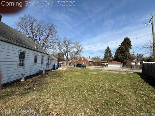 23382 Ann Arbor Trail, Dearborn Heights, MI 48127