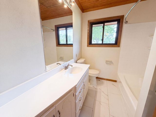 11353 N Heights Drive NW, Coon Rapids, MN 55433