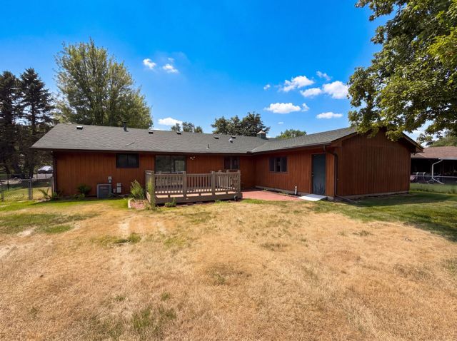 11353 N Heights Drive NW, Coon Rapids, MN 55433