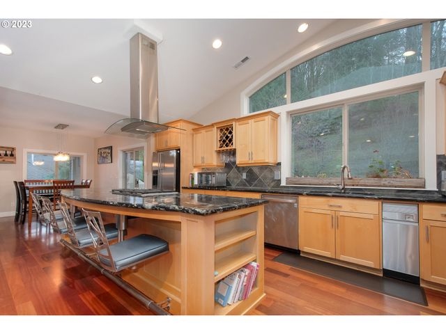 4647 Se HONORS Dr, Gresham, OR 97080