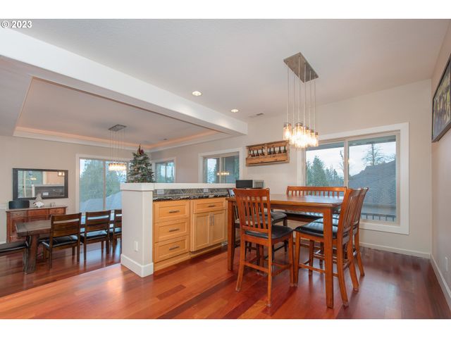 4647 Se HONORS Dr, Gresham, OR 97080