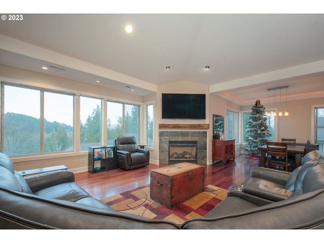 4647 Se HONORS Dr, Gresham, OR 97080