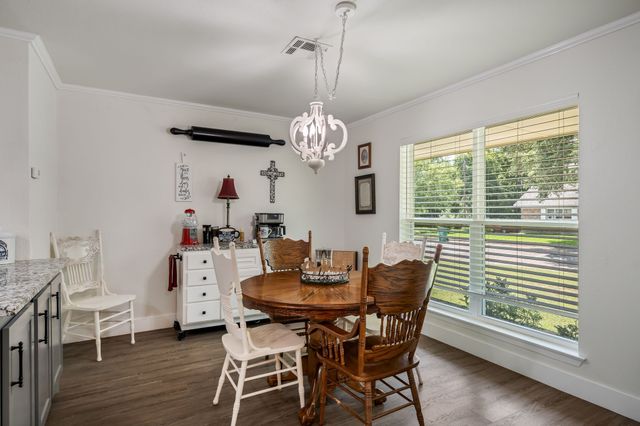 1903 White Street, Clifton, TX 76634