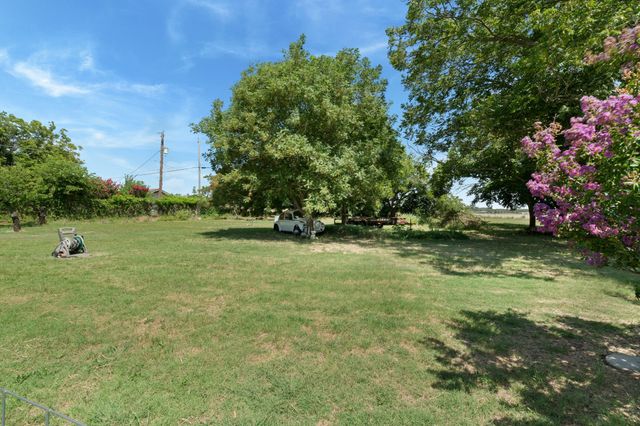1903 White Street, Clifton, TX 76634