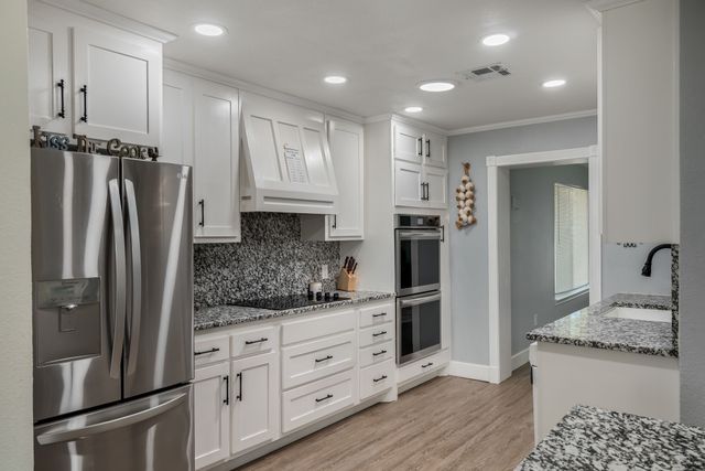 1903 White Street, Clifton, TX 76634