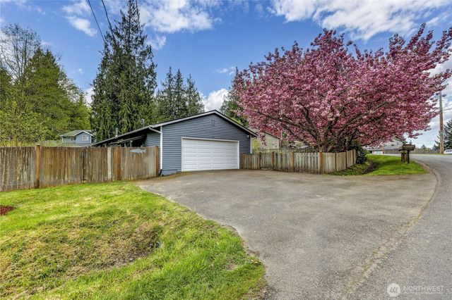 1851 NW Circle Drive N, Poulsbo, WA 98370