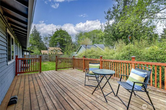 1851 NW Circle Drive N, Poulsbo, WA 98370