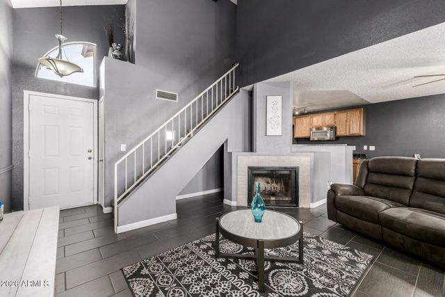 18236 N 30TH Place, Phoenix, AZ 85032