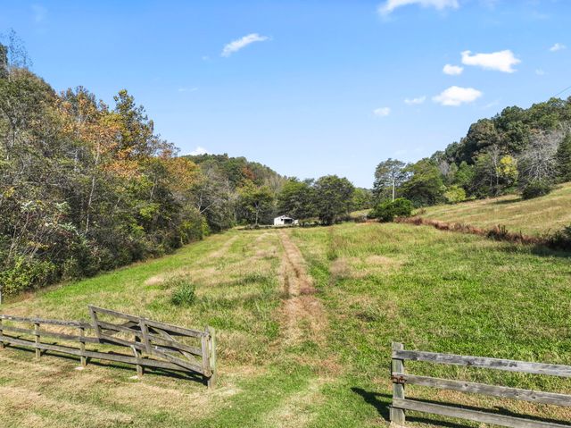 171 George Hill Rd, Wartrace, TN 37183