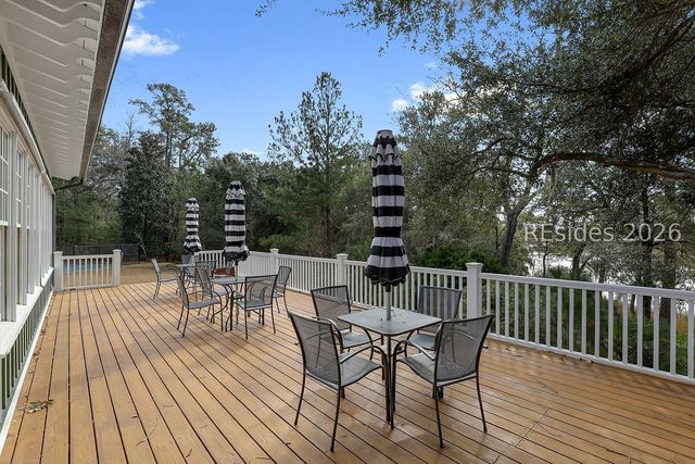 245 Bull Point Dr, Seabrook, SC 29940