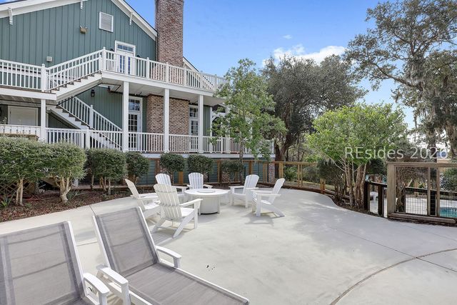 245 Bull Point Dr, Seabrook, SC 29940