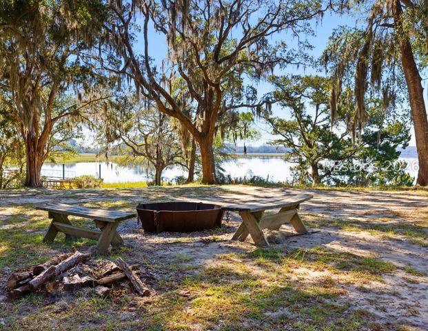 245 Bull Point Dr, Seabrook, SC 29940