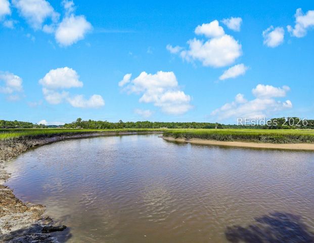 245 Bull Point Dr, Seabrook, SC 29940