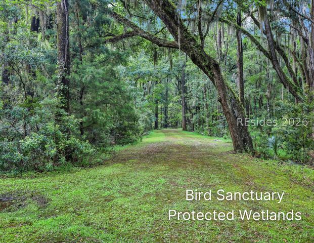 245 Bull Point Dr, Seabrook, SC 29940