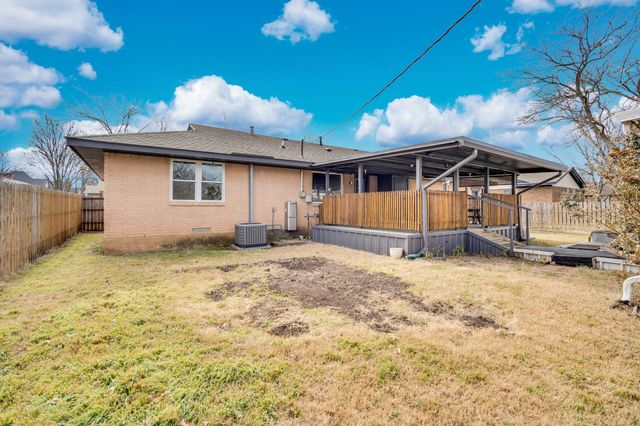 203 W Avenue K, Midlothian, TX 76065