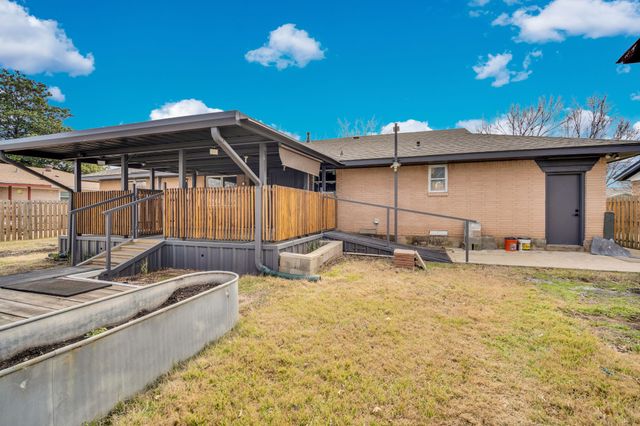 203 W Avenue K, Midlothian, TX 76065