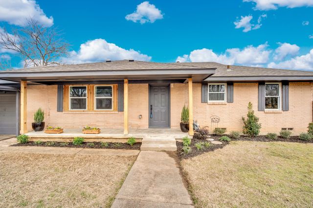 203 W Avenue K, Midlothian, TX 76065