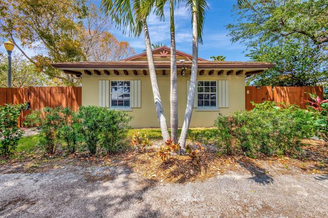 227 NE 12th Street 1, Delray Beach, FL 33444