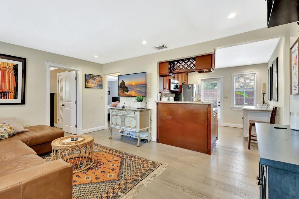 227 NE 12th Street 1, Delray Beach, FL 33444