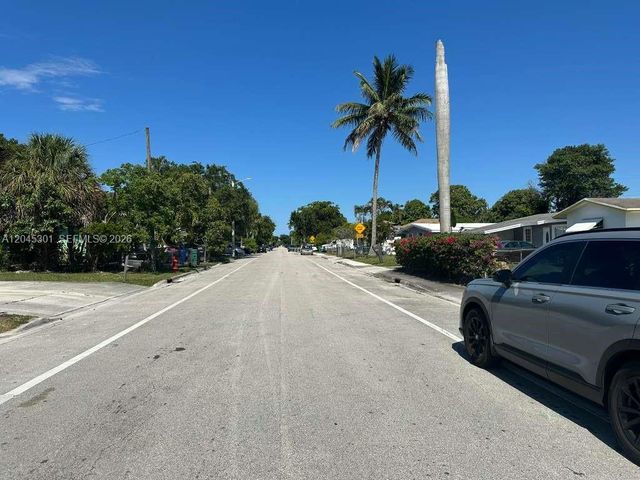 3021 NW 7th Court, Fort Lauderdale, FL 33311