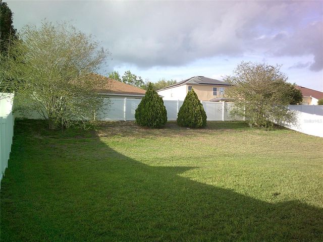 3026 ANQUILLA AVENUE, Clermont, FL 34711