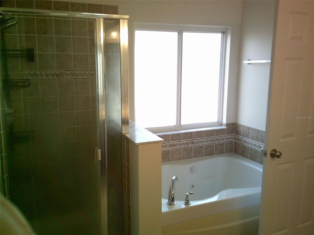 Image 23 of property listing at 3026 ANQUILLA AVENUE, Clermont, FL 34711