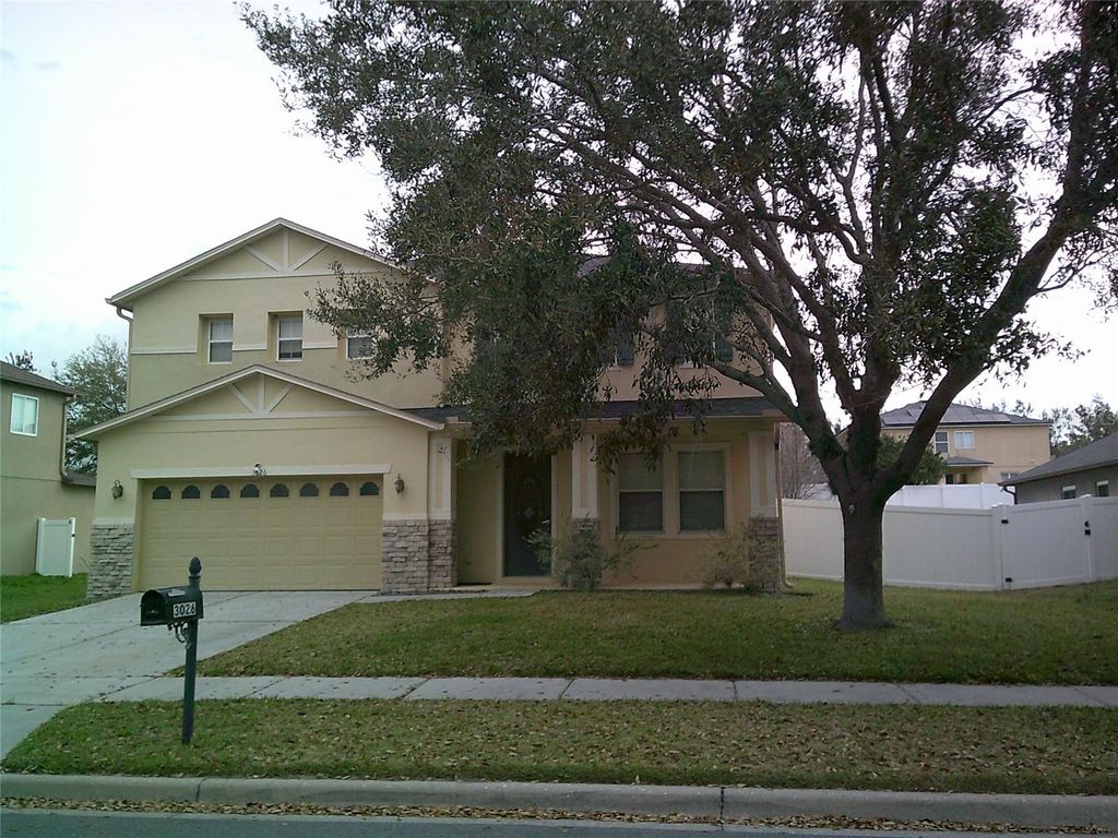 Image 37 of property listing at 3026 ANQUILLA AVENUE, Clermont, FL 34711