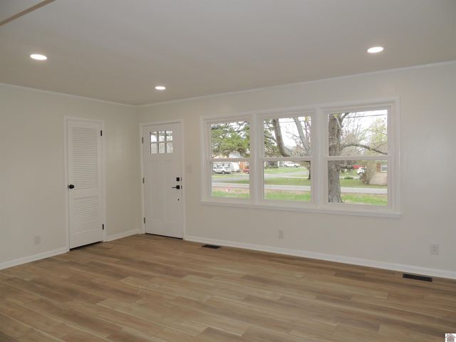 604 Hillside, Mayfield, KY 42066