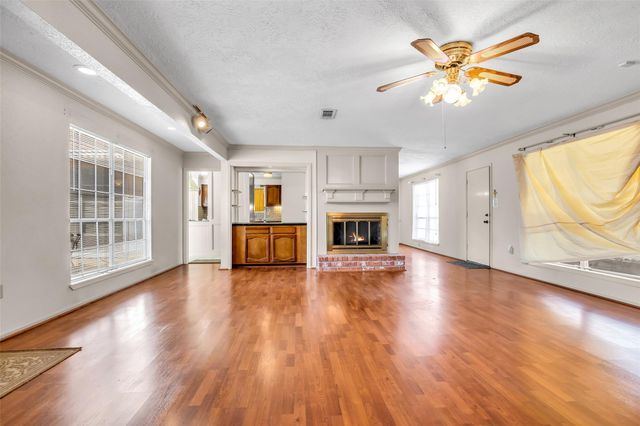 12326 Campos Drive, Houston, TX 77065