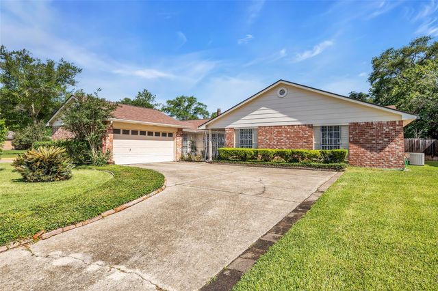 12326 Campos Drive, Houston, TX 77065