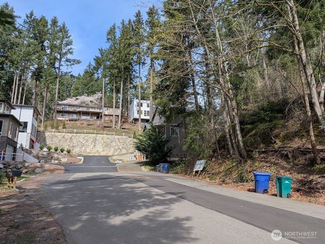 1324 211th Avenue NE, Sammamish, WA 98074