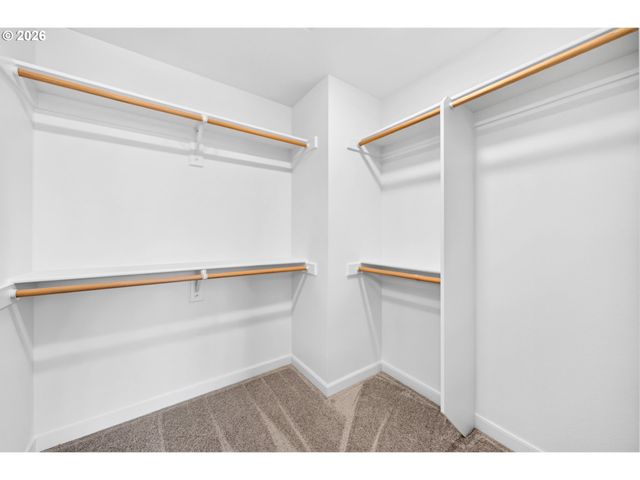 508 W 19TH St, La Center, WA 98629