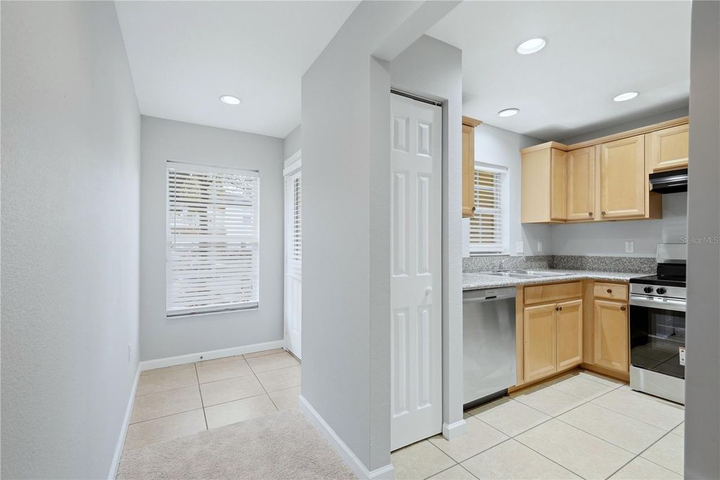 Image 20 of property listing at Address unavailable.