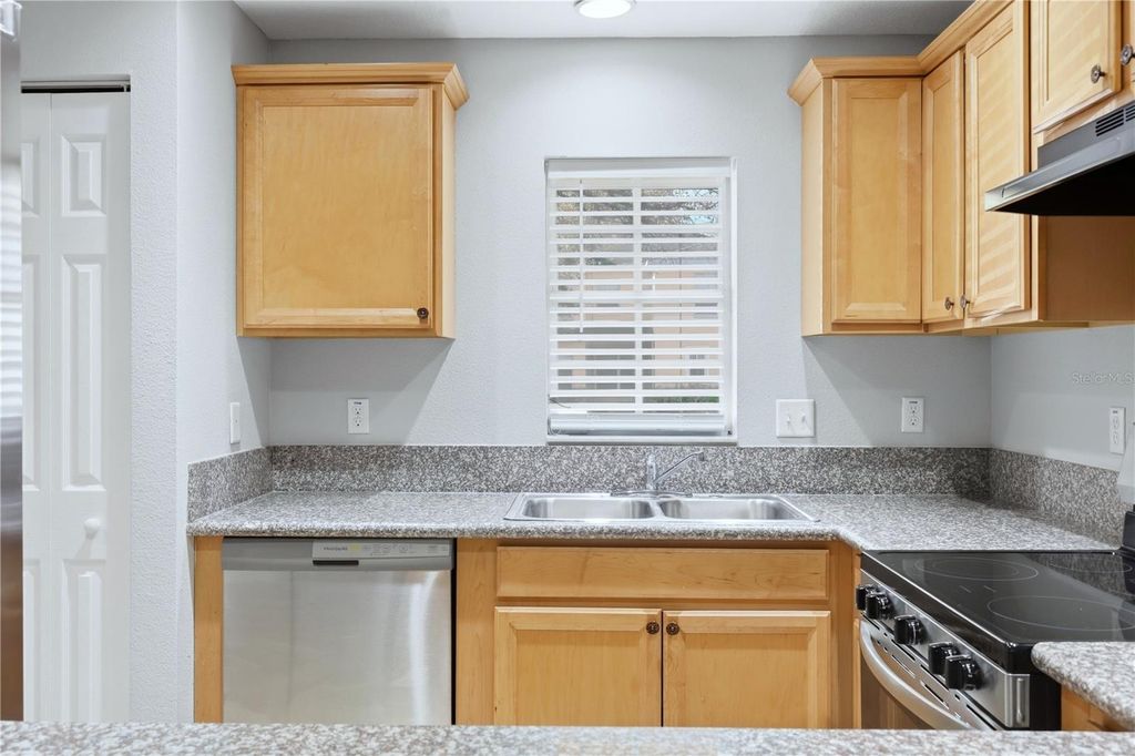 Image 24 of property listing at Address unavailable.