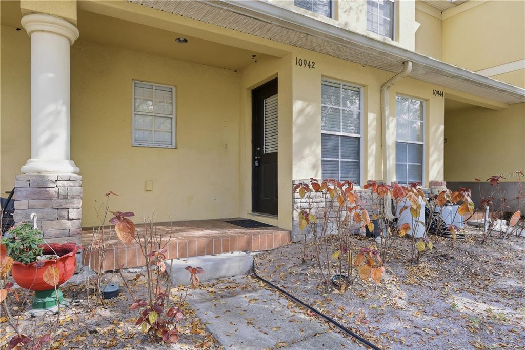 Image 7 of property listing at Address unavailable.