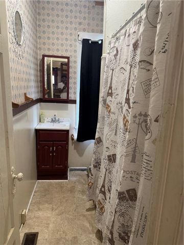75 Weyl Street, Rochester, NY 14621