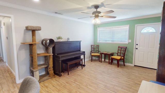 109 Carroll Drive, Athens, TX 75752