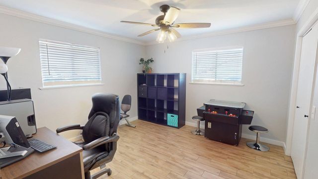 109 Carroll Drive, Athens, TX 75752