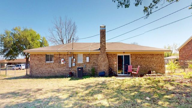 109 Carroll Drive, Athens, TX 75752