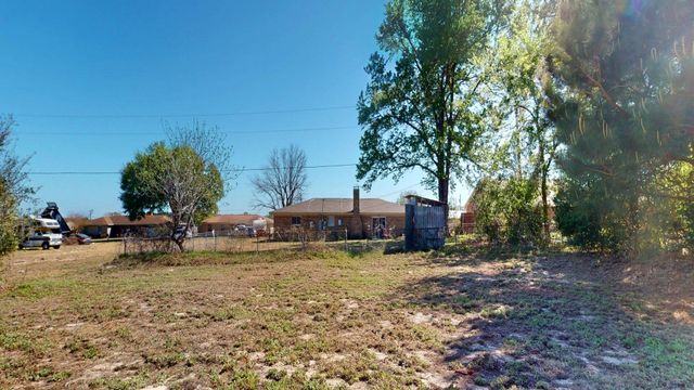 109 Carroll Drive, Athens, TX 75752