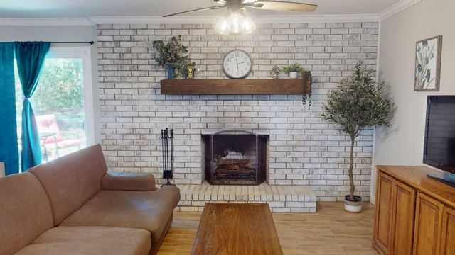 109 Carroll Drive, Athens, TX 75752