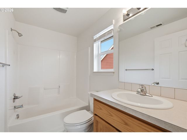 1408 Se Rasmussen Blvd, Battle Ground, WA 98604