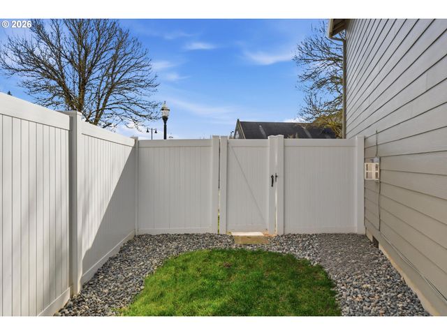 1408 Se Rasmussen Blvd, Battle Ground, WA 98604